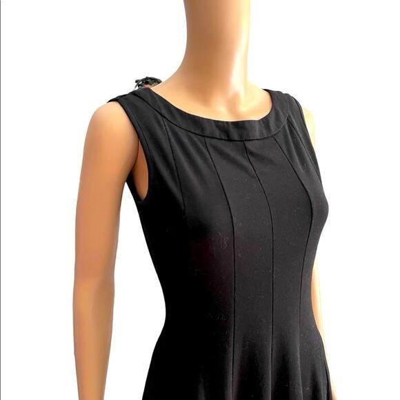 Pretty Black Dress by Forever size Small - Picture 4 of 5